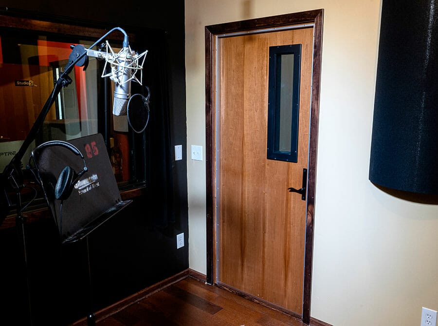 Soundproof Interior Doors for Studios & Offices