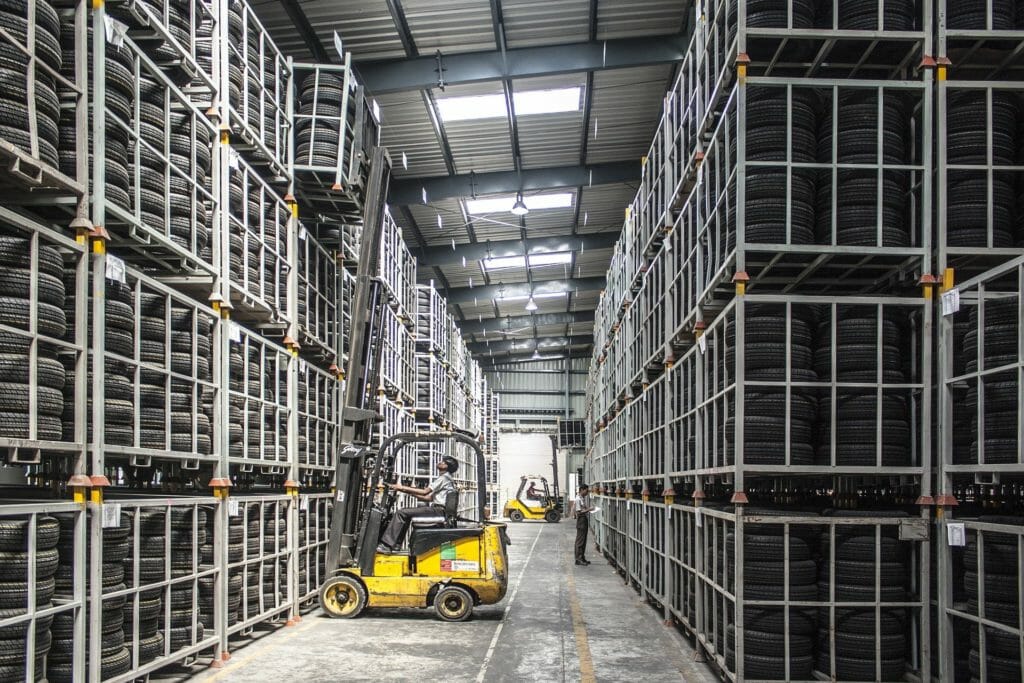 reducing echo in warehouses