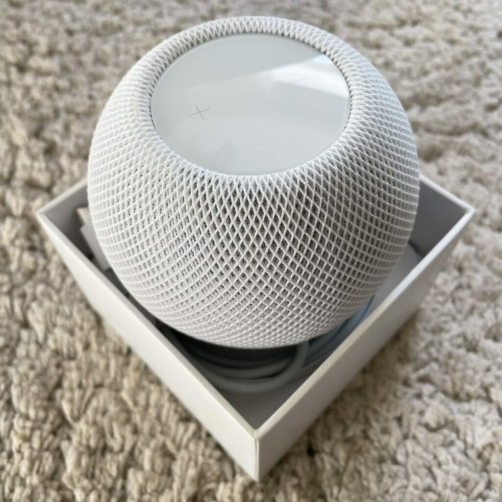 white noise machine for privacy